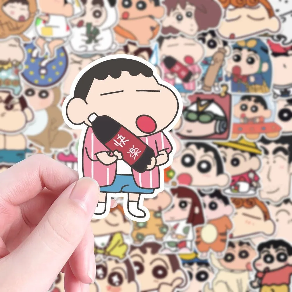 100 pezzi Cartoon Crayon Shin Chan adesivi Kawaii Anime decalcomanie per auto portatile telefono cancelleria Decor adesivo giocattoli per bambini
