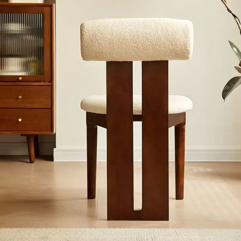 Silla de comedor de madera maciza de lujo, luz nórdica, para uso doméstico, paquete suave Simple, respaldo, silla comercial moderna de moda