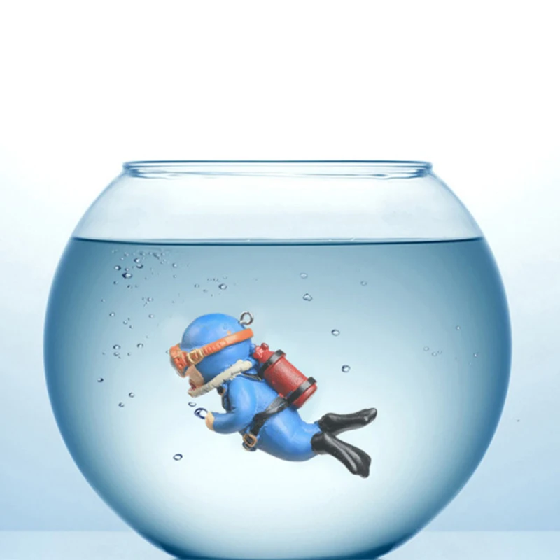 Floating Diver Aquarium Ornament - Realistic Submarine Diver Decoration for Fish Tank, Adds Fun & Style to Your Aquatic Setup