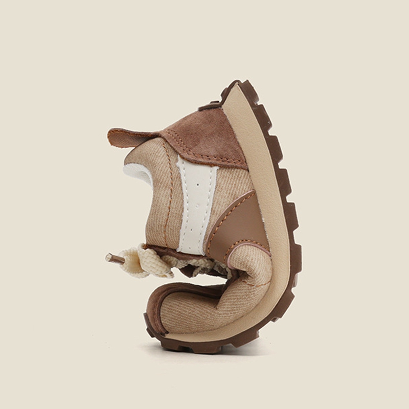 Claladoudou-男の子と女の子のための子供用スニーカー、通気性のあるスポーツシューズ、屋外ランニングシューズ、ファッションパッチ、春