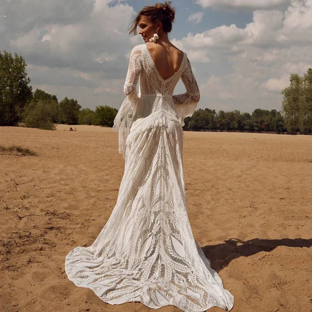 CustomizedBohemia Abiti da sposa vintage per le donne Scollo a V Backless Abiti da sposa Maniche svasate Abiti di pizzo 2024 Abiti da sposa