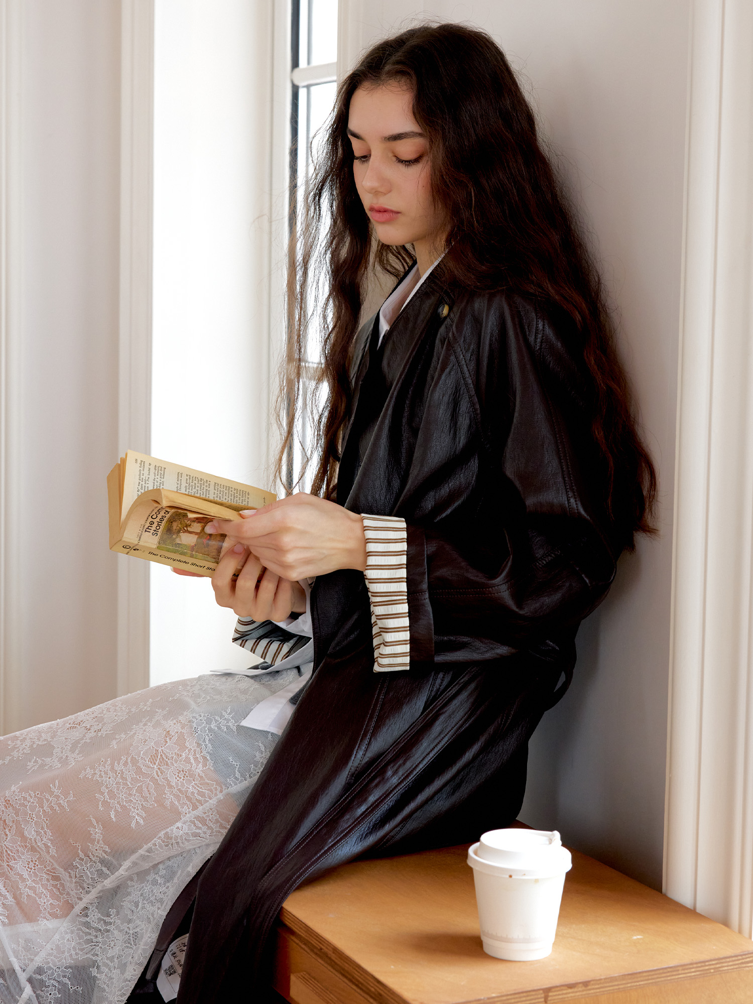 DUSHU Plus Size Damen [COCO MOUSSE] Langer Mantel aus Proteinleder mit Stehkragen, 2025, stilvolle Herbst-Lederjacke