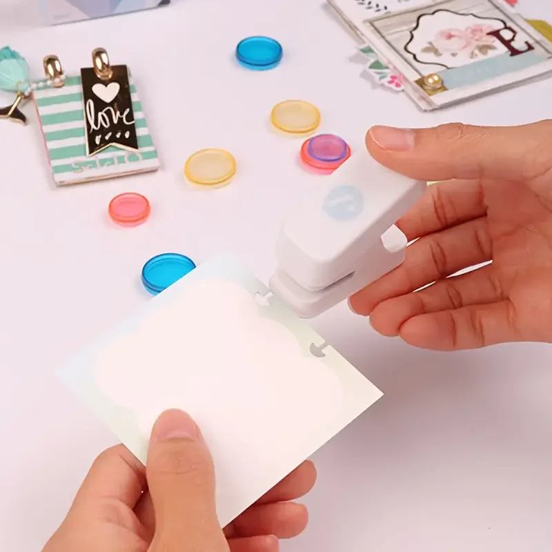 1PCPortable Mushroom Hole Puncher Loose-leaf Hole Puncher Students Gift Stationery Disc Ring Binding Cutter T-type Paper Puncher