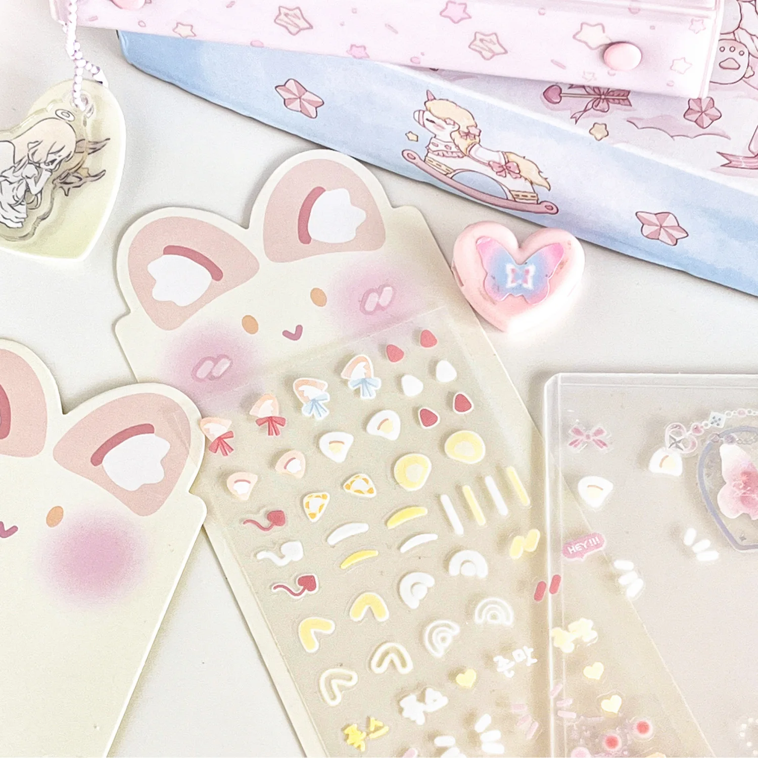 MINKYS มาใหม่ 3pcs 6pcs Kawaii หมีริบบิ้นเลเซอร์ Bling สติกเกอร์ DIY สมุดภาพสติกเกอร์ Confetti ตกแต่ง DIY กรอบรูป