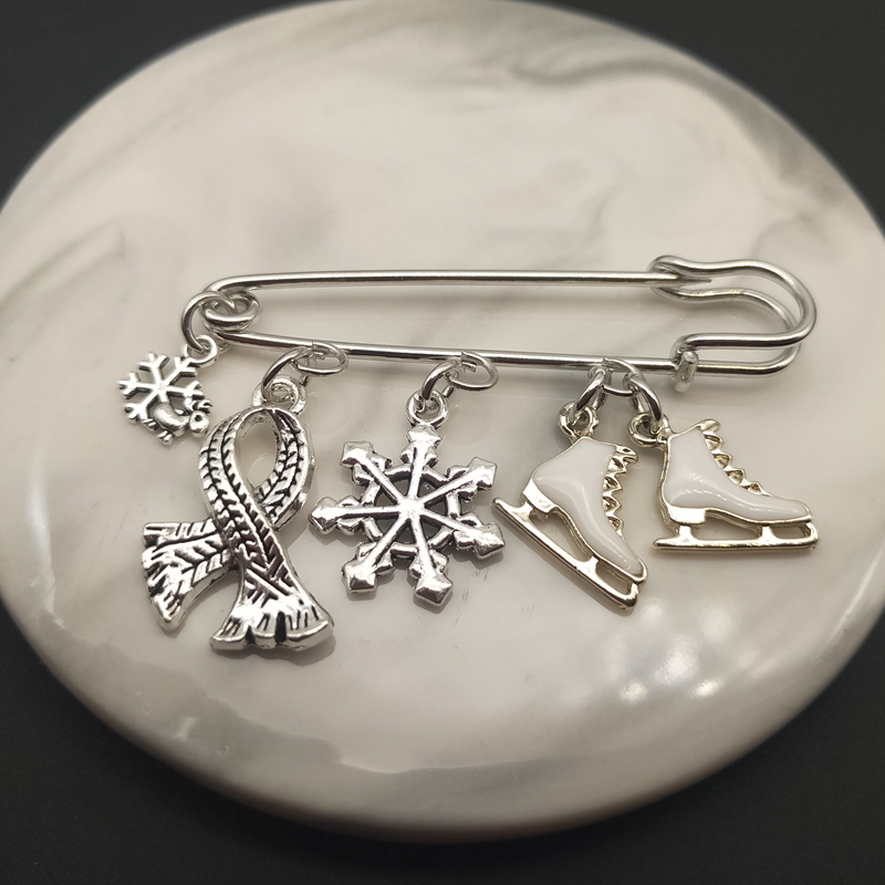 Красно-белые туфли для скейтборда, эмалированная брошь, зажим для шарфа в виде снежинки, брошь для гордого конька, ювелирный подарок для мальчика и девочки
