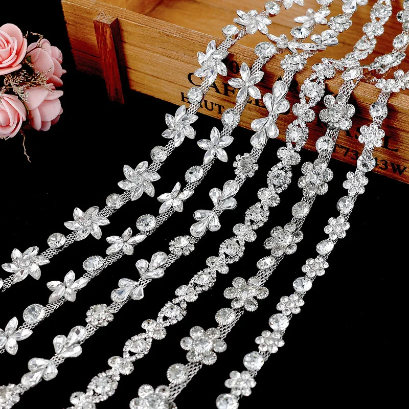 โซ่ DIY อุปกรณ์เสริมน้ําเพชรอุปกรณ์เสริมโซ่มือเย็บรูปแบบเพชรน้ําเพชรเสื้อผ้าอุปกรณ์เสริมเชื่อม