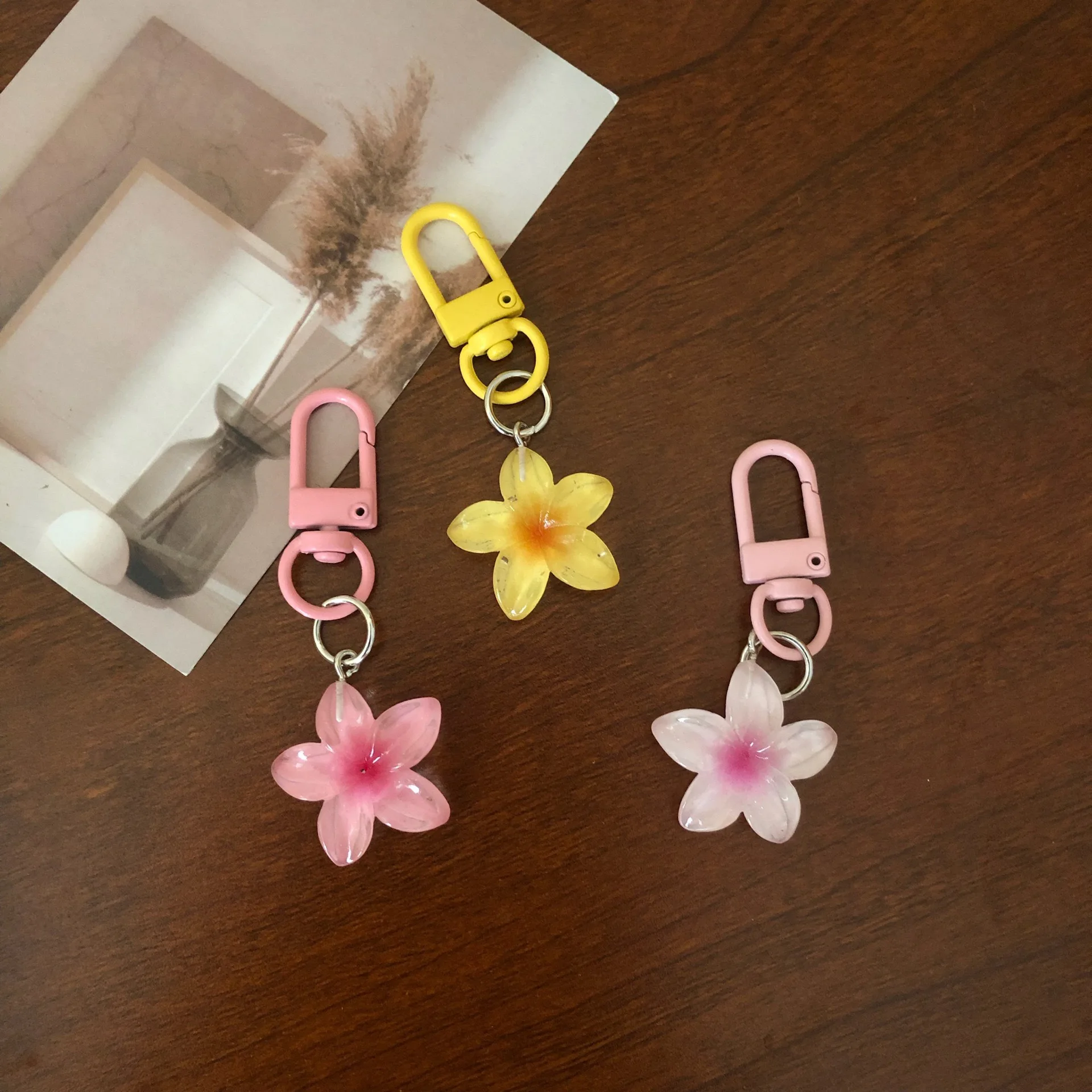 달콤한 다채로운 젤리 꽃 열쇠 고리 색상 DIY 꽃 귀여운 열쇠 고리 펜던트 학생 소녀 수지 가방 펜던트 열쇠 고리 쥬얼리