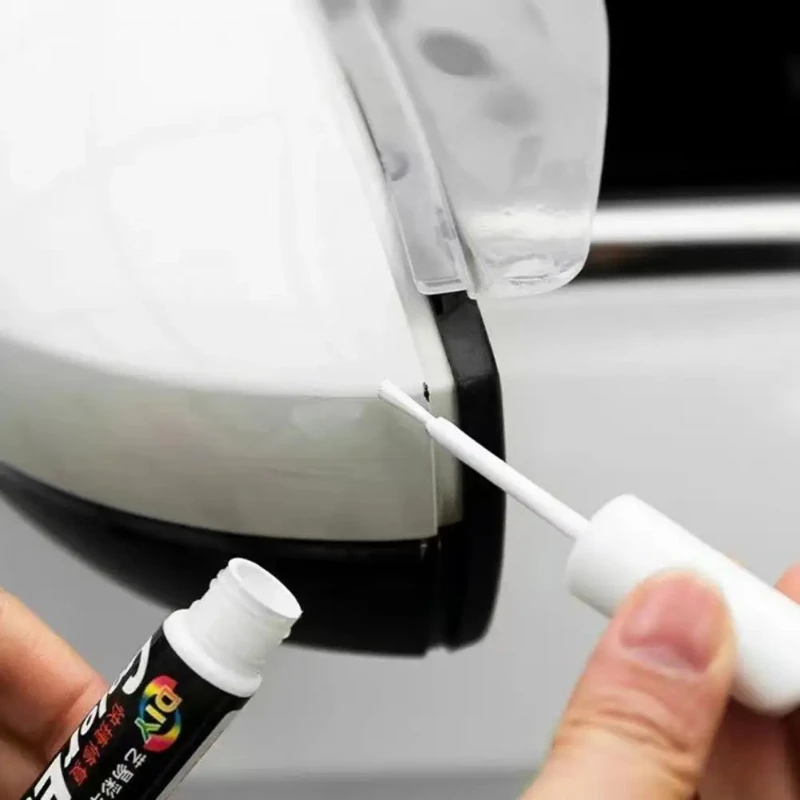 Multi-Surface Car Touch-Up Pen – Fix Scratches on Bumpers, Doors & Trims in 1 Minute
