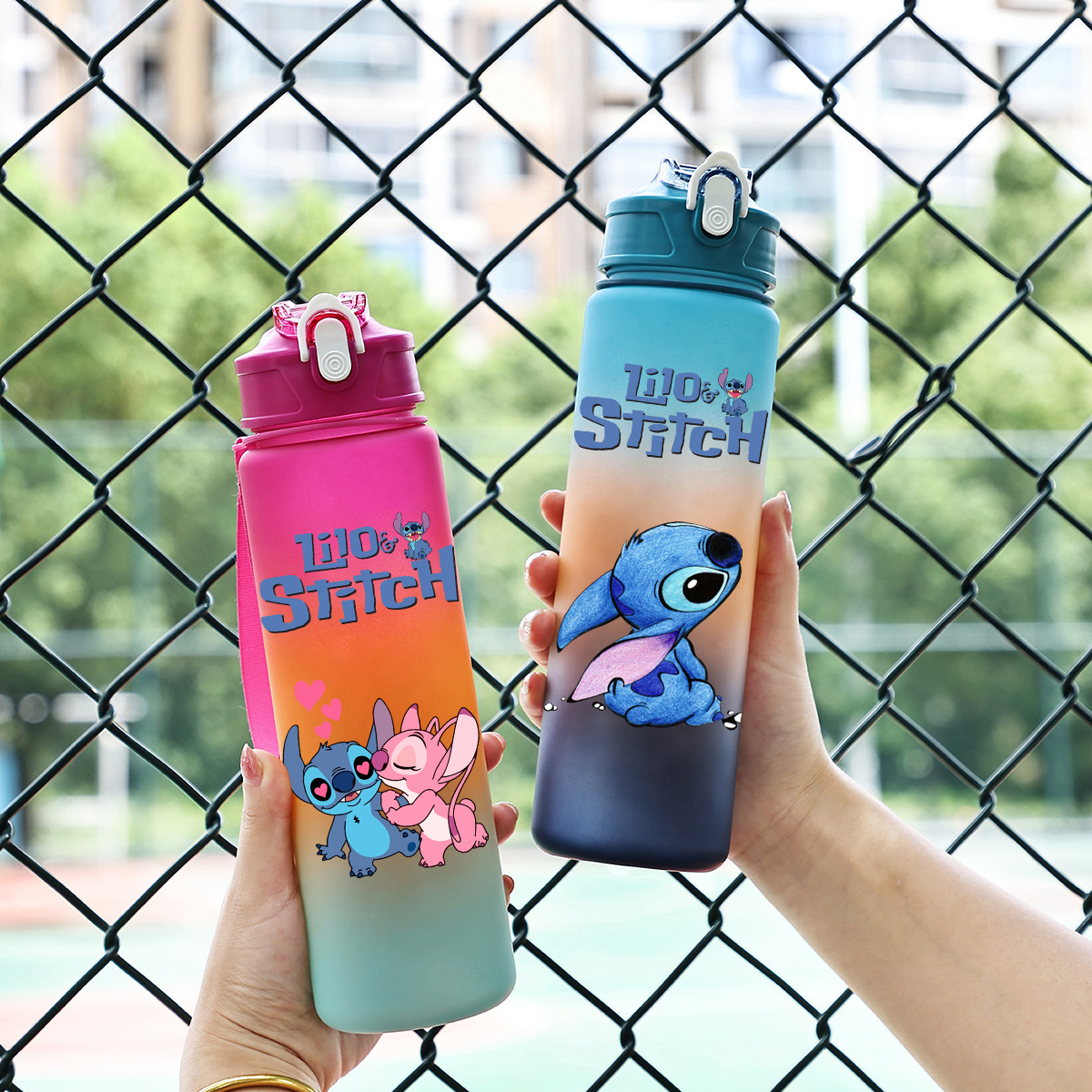 Taza de agua con pajita de plástico de Disney Lilo Stitch, botella de agua deportiva para exteriores, 750Ml, gran capacidad, herramientas para beber para acampar de alto valor