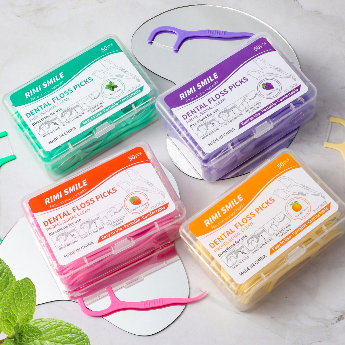 스틱/박스 50개, 과일향 치실 스틱, 선택할 수 있는 4가지 맛, 치아 사이 틈 청소 도구