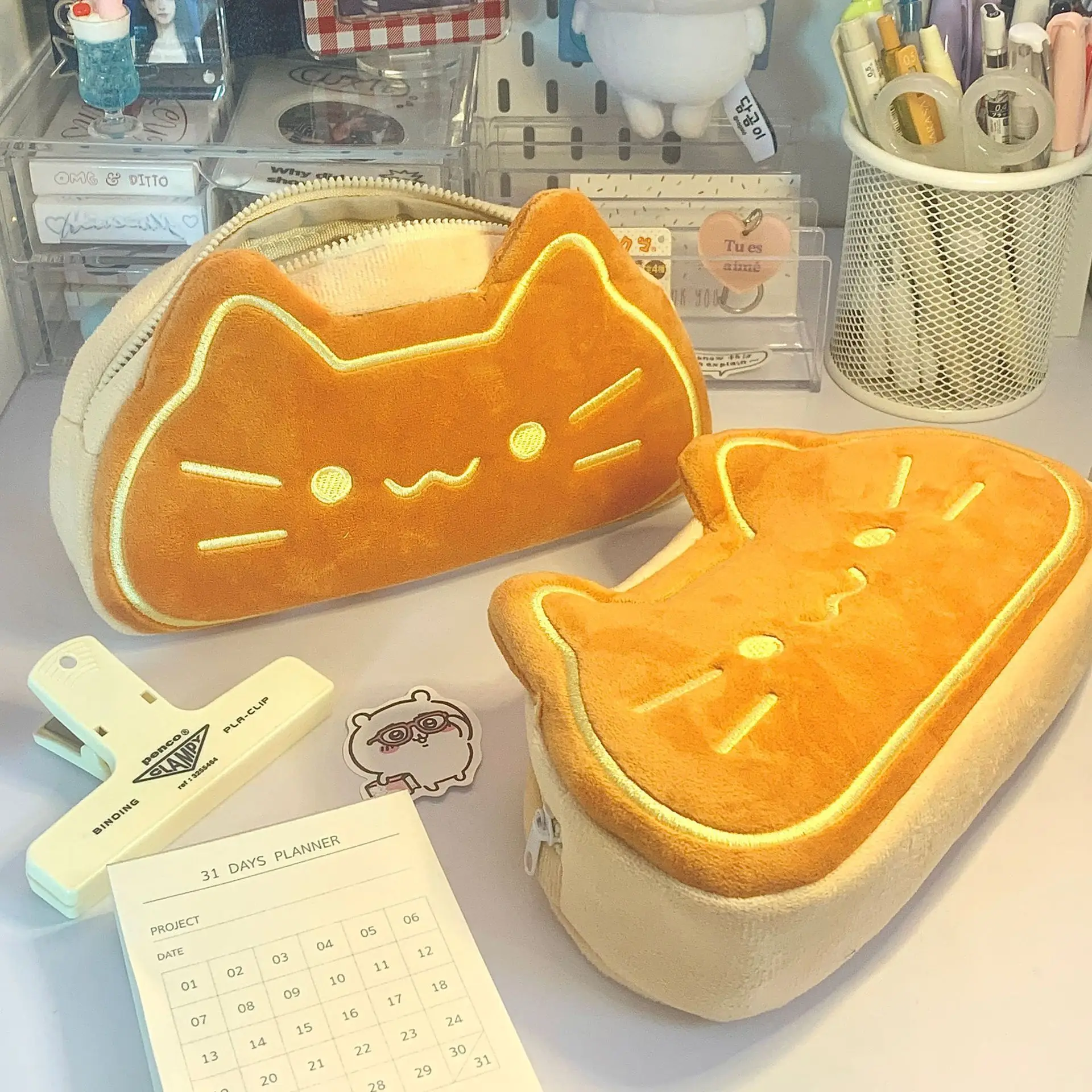Ins สไตล์การ์ตูนปากกาน่ารัก Caramel Cat ปากกากระเป๋าขนาดใหญ่ความจุน่ารักตุ๊กตาสัตว์ดินสอกรณีอุปกรณ์โรงเรียน 1 pc