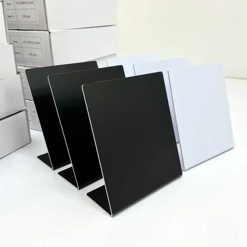 NFC Wit Zwart Leeg Patroon 13,56 MHz 504 Bytes NFC215 chip Patroonloze Sociale media RFID NFC Google Review stand display