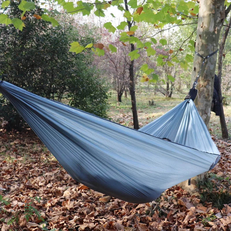 Lightweight Parachute Hammock com 2 Tree Strap, Camping Único, Portátil, 300x140cm, 2 Ganchos