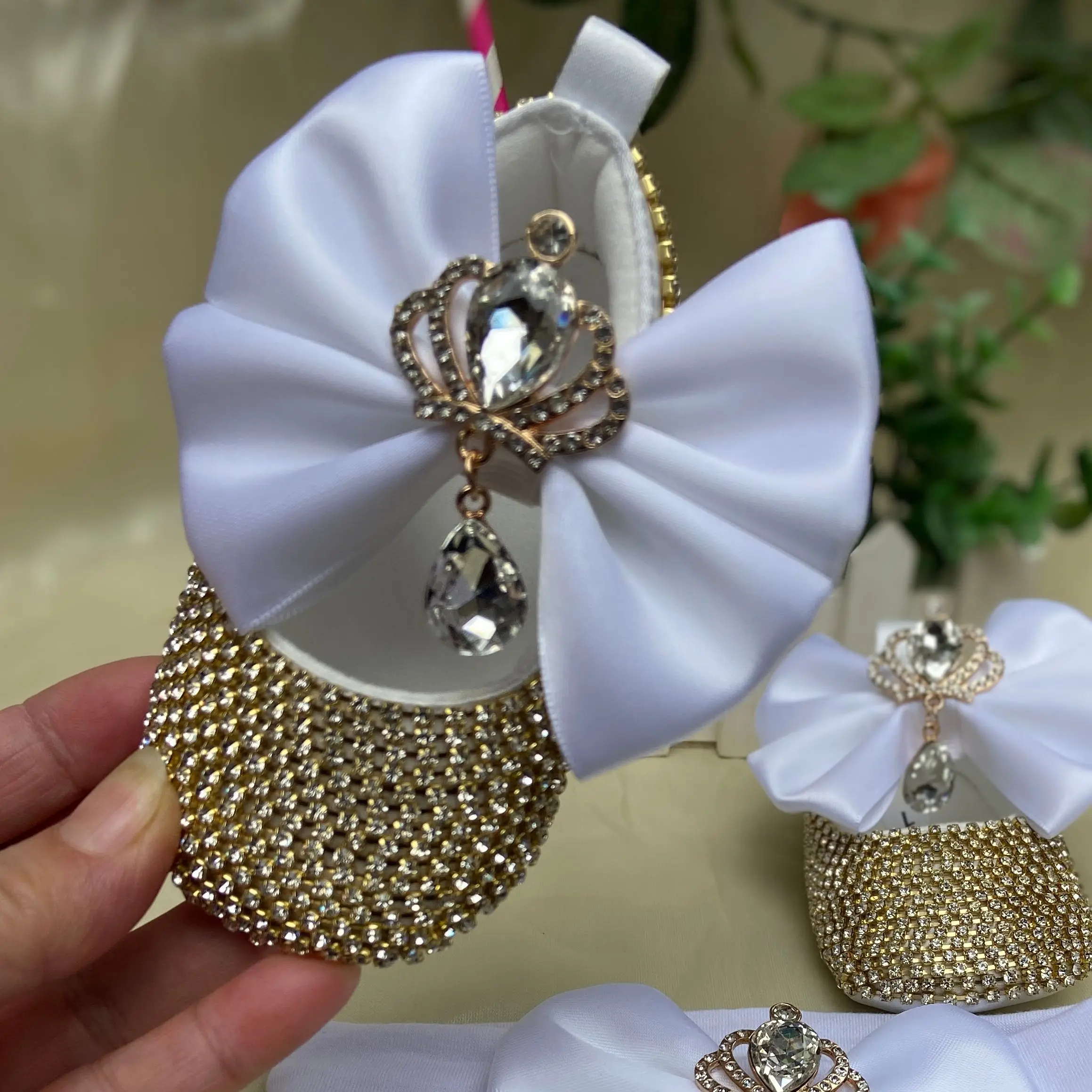 Dollbling ที่ละเอียดอ่อน Apricot ผีเสื้อรองเท้าเด็กชุดคาดศีรษะเพชรปุยชุดสีแดงด้านล่างสาวน้อย Baptism รองเท้า