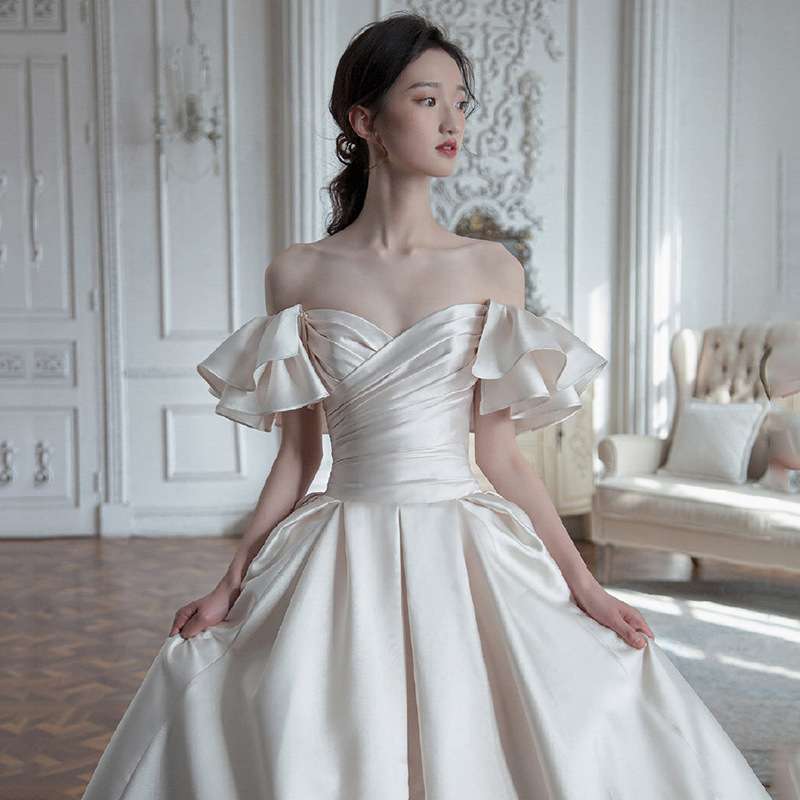 Querida cetim babados mangas vestidos de casamento, Vestidos drapejados, Vestidos elegantes, Vestido formal, Luxo