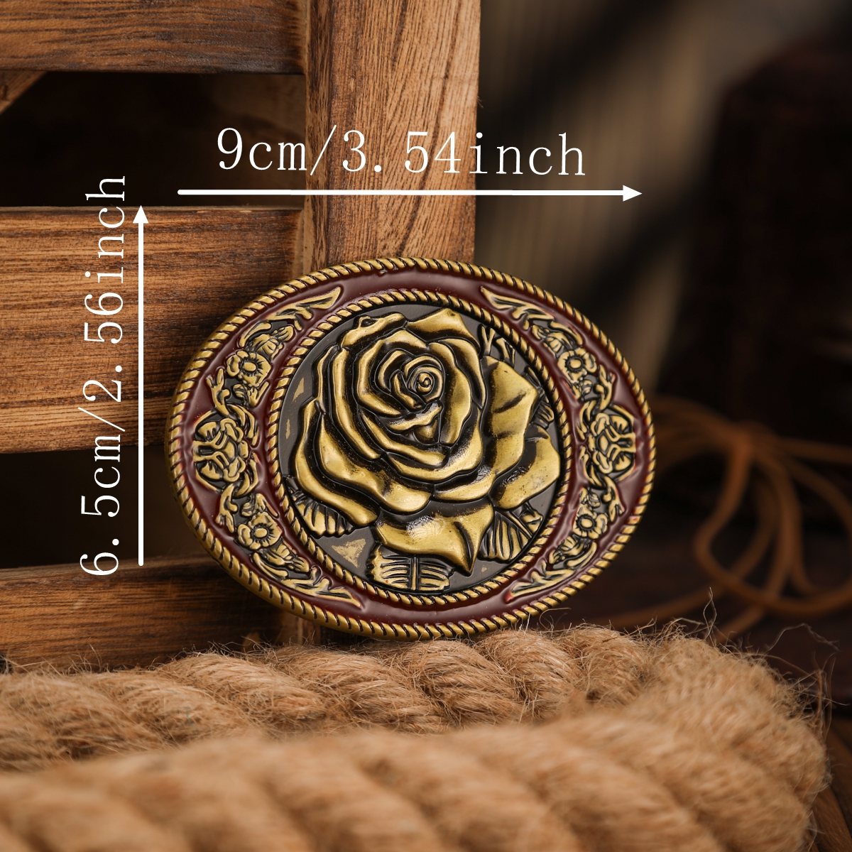 Une boucle de ceinture en métal de style occidental, une boucle de ceinture unique et rétro