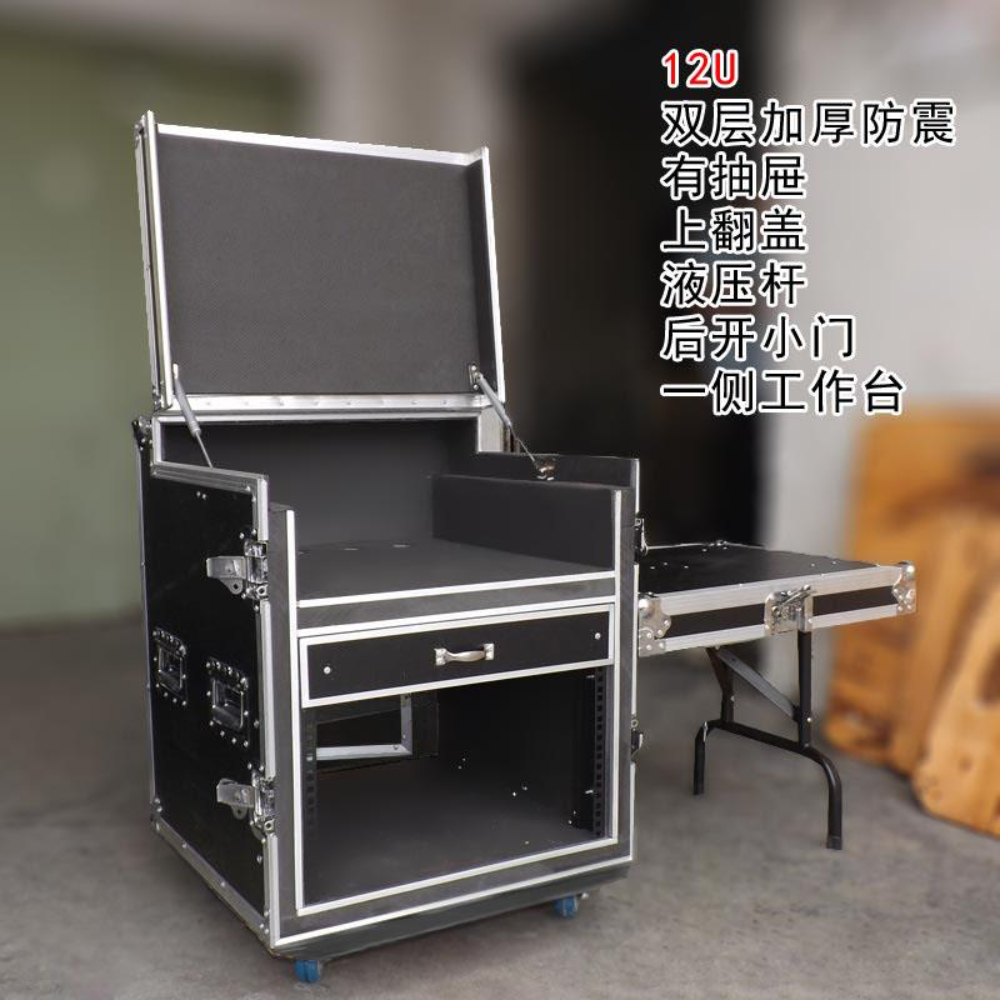 Tragbare, maßgeschneiderte Flightcase mit Video-Produktionsarbeitsplatz und herausziehbarer Schublade