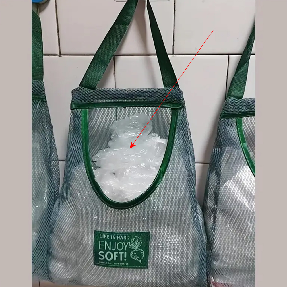 Wall-Mounted Breathable Mesh Storage Bag With Handle, Made Of Polyester, Suitable For Storing And Organizing Kitchen Vegetables,