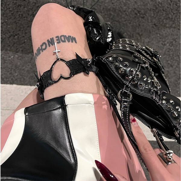 Sexy Spitze Bogen Strumpfband Punk Hohl Herz Kreuz Halsband Bein Ring Strap Frauen Elastische Strumpfbänder Gothic Bondage Dessous Cosplay Requisiten