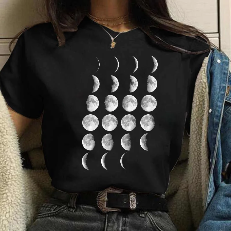 เสื้อยืดพิมพ์ลายดวงจันทร์สไตล์ฮาราจูกุสำหรับเด็กผู้หญิงเสื้อสีดำแฟชั่นใหม่เสื้อยืดลำลองสำหรับผู้หญิงเสื้อผ้า Y2k น่ารัก