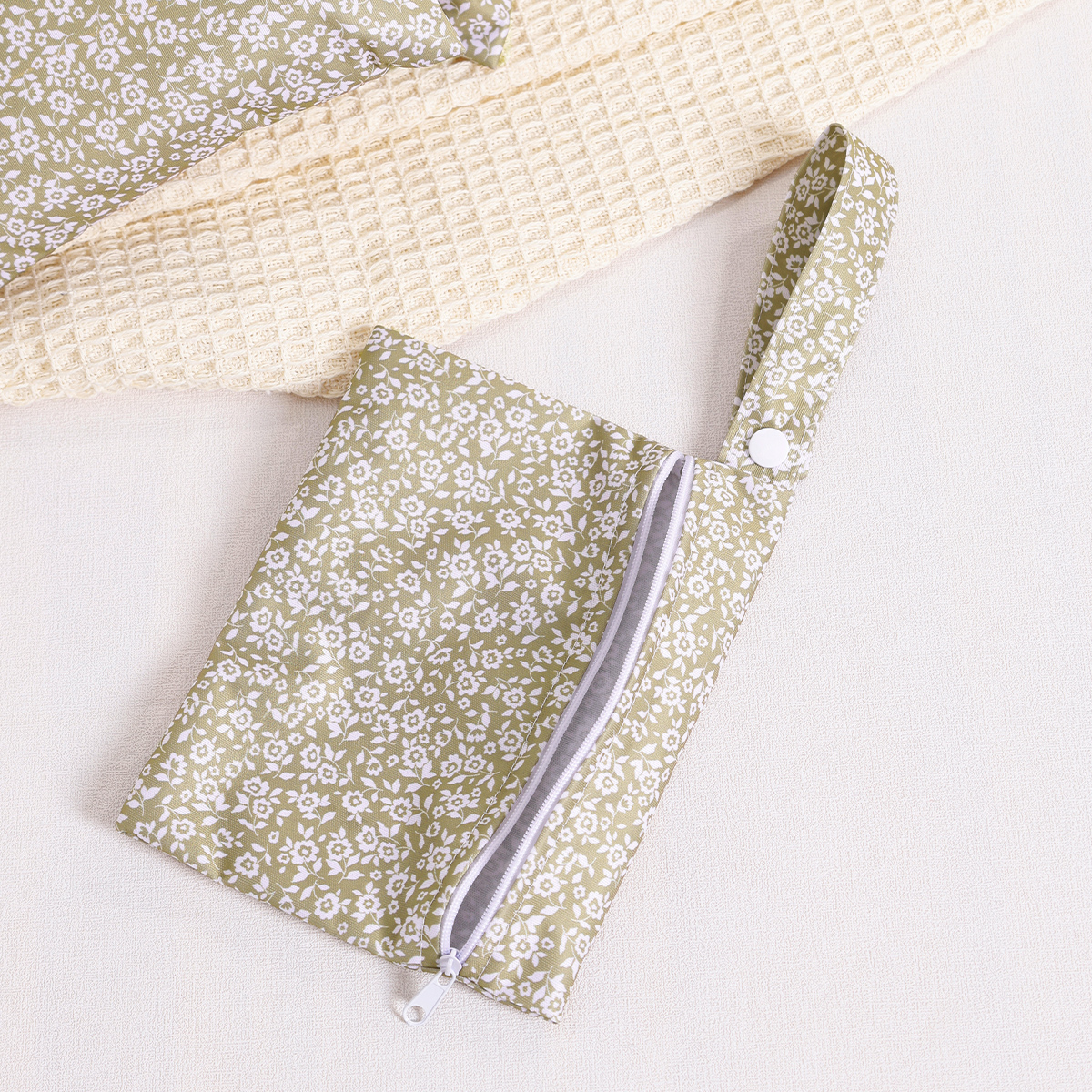 3PCS ผ้ารีไซเคิลกันน้ําเปียกแห้งกระเป๋าแบบพกพากระเป๋าผ้าอ้อมสุขาภิบาลกระเป๋า