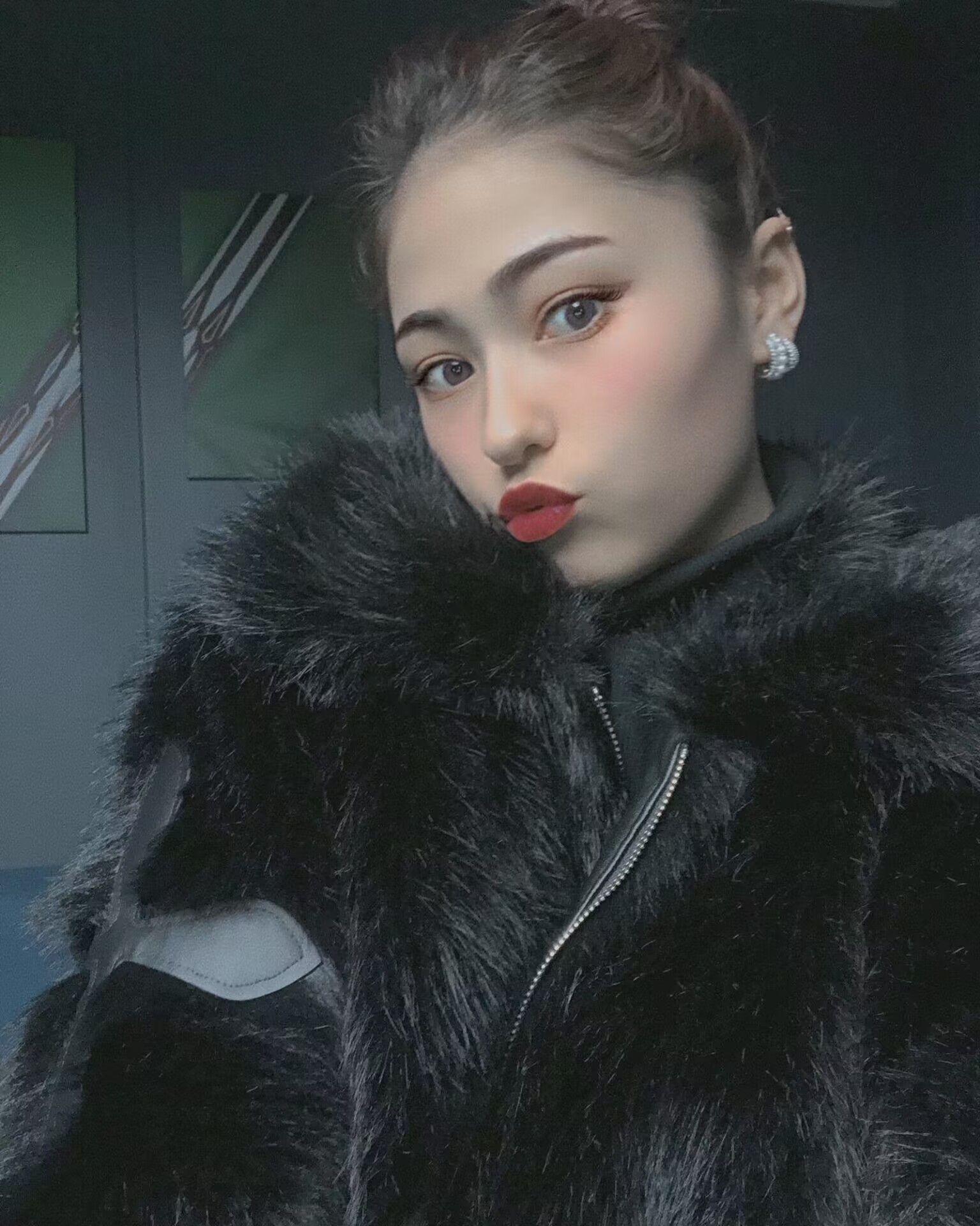 2024 Winter Frauen Baumwolle Jacke Revers Langarm Patch Kreuz Kurzen Pelzmantel Schwarz