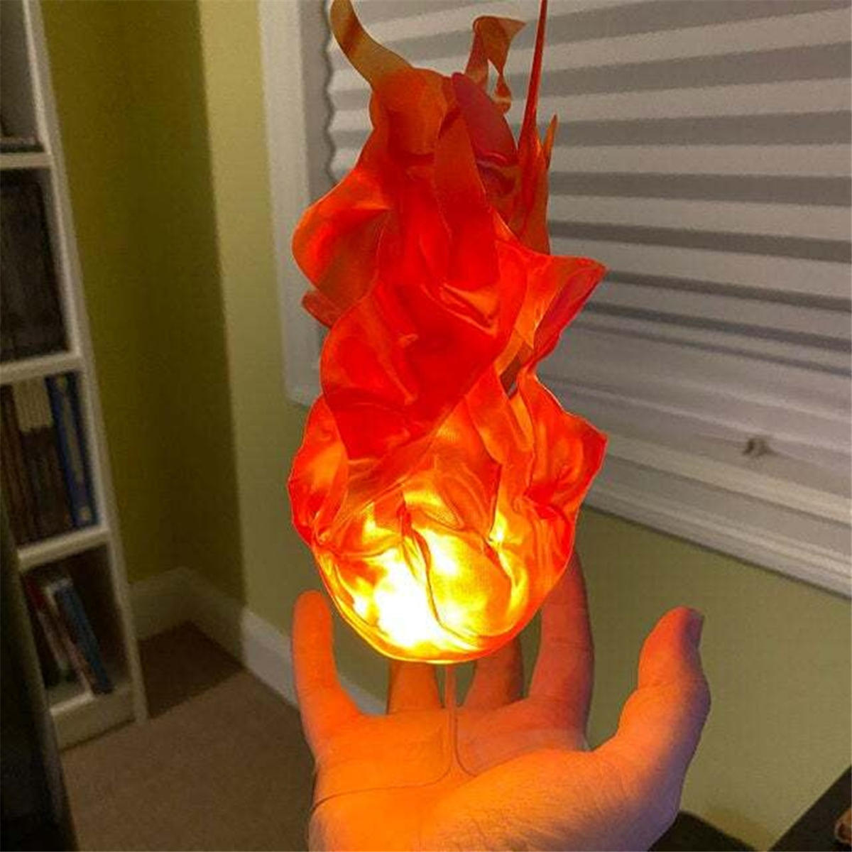 BABQ Halloween Floating Fireball Prop Flame Lamp Prop Artificial Fake Fire Floating Props No Flame for Home Halloween Decor