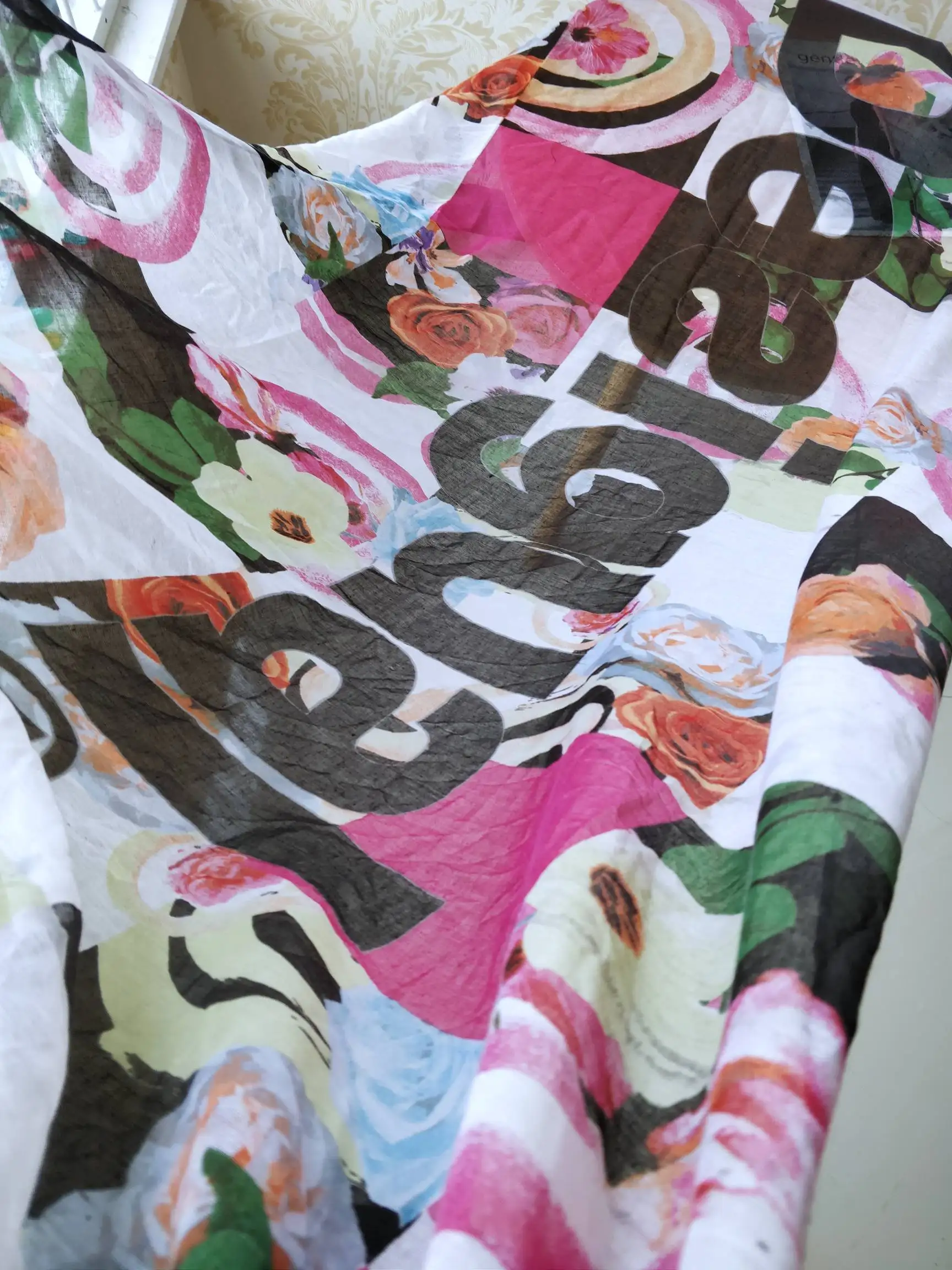 Comercio exterior pedido original desde España, bordado estampado de moda, ocio en la playa, cómodos, bufandas y chales para mujer