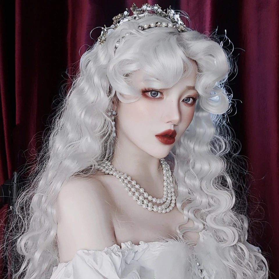 วิกผมลอนยาวลอน Bangs สีขาวสีสันคอสเพลย์ Silky วิกผมสําหรับผู้หญิง Daily Party ธรรมชาติผมสังเคราะห์นุ่มทนความร้อน