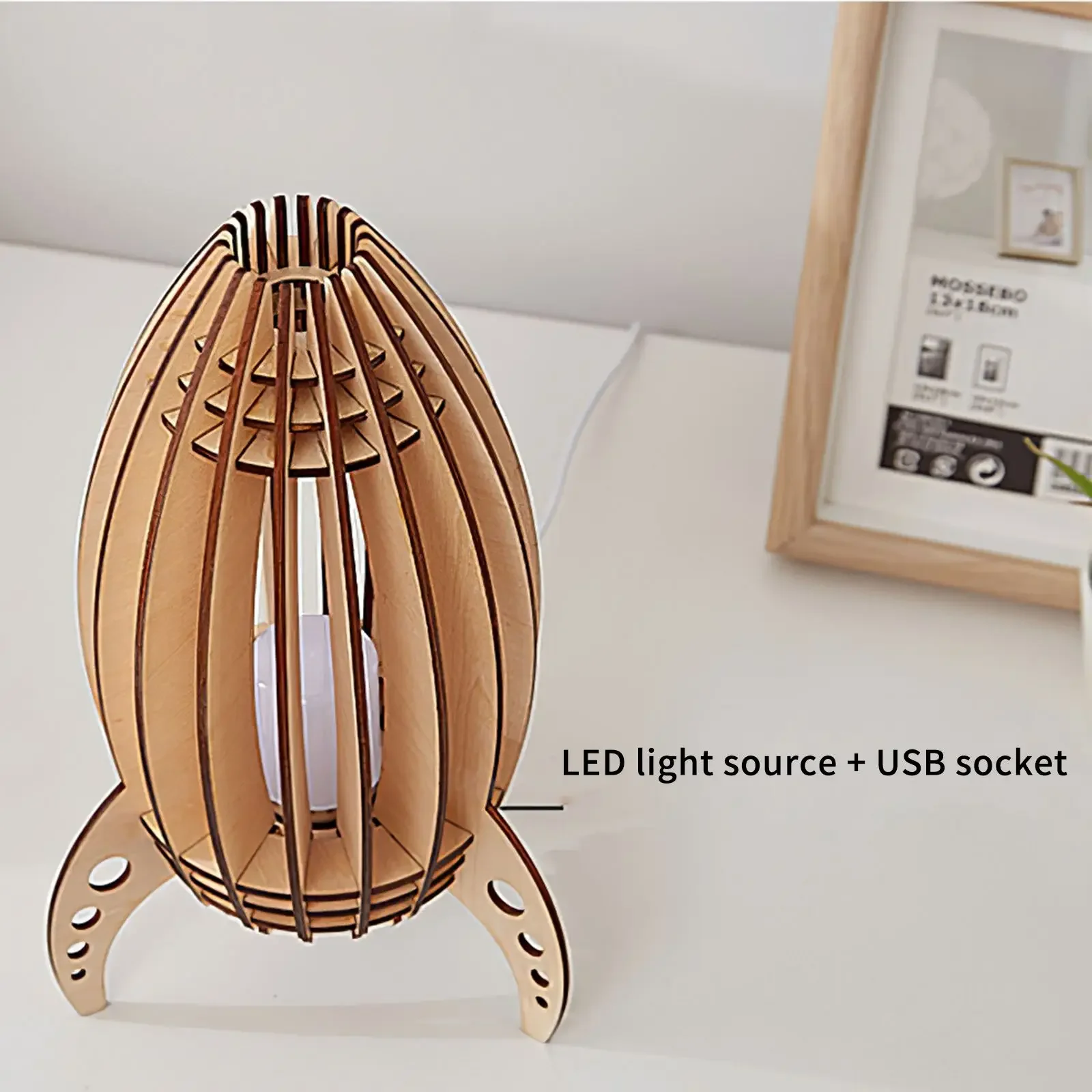 木製のrocket LED自立型ランプ,手作り,木彫り,ロケットの形,常夜灯,装飾的なデスクランプ,テーブルランプ,子供向けギフト