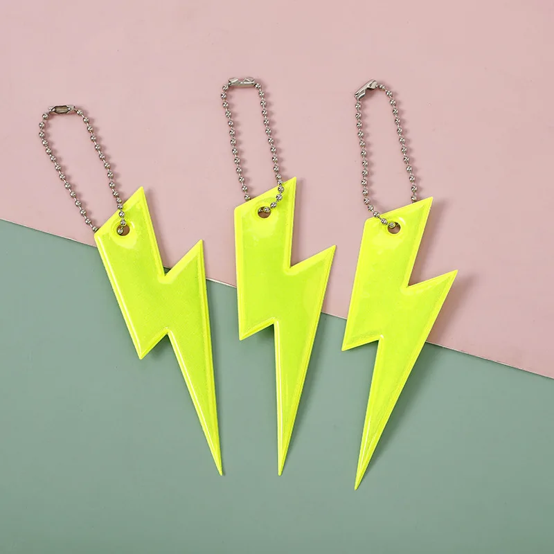 Lightning สะท้อนแสงพวงกุญแจสูงจี้สายกระเป๋าลายเครื่องประดับผู้ใหญ่เด็กความปลอดภัยสะท้อนแสงอุปกรณ์เสริม