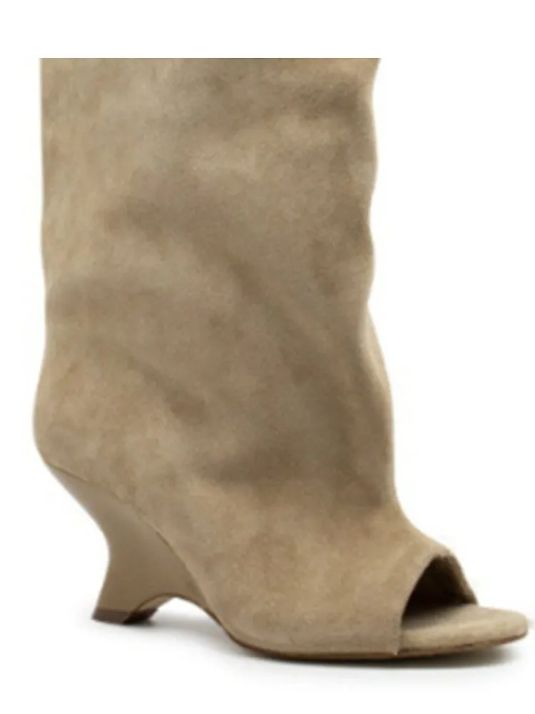2025 femmes bouche de poisson épais talons hauts longueur au genou bottes Cool talon incliné défilé de mode grande taille printemps/été bottes pour femmes