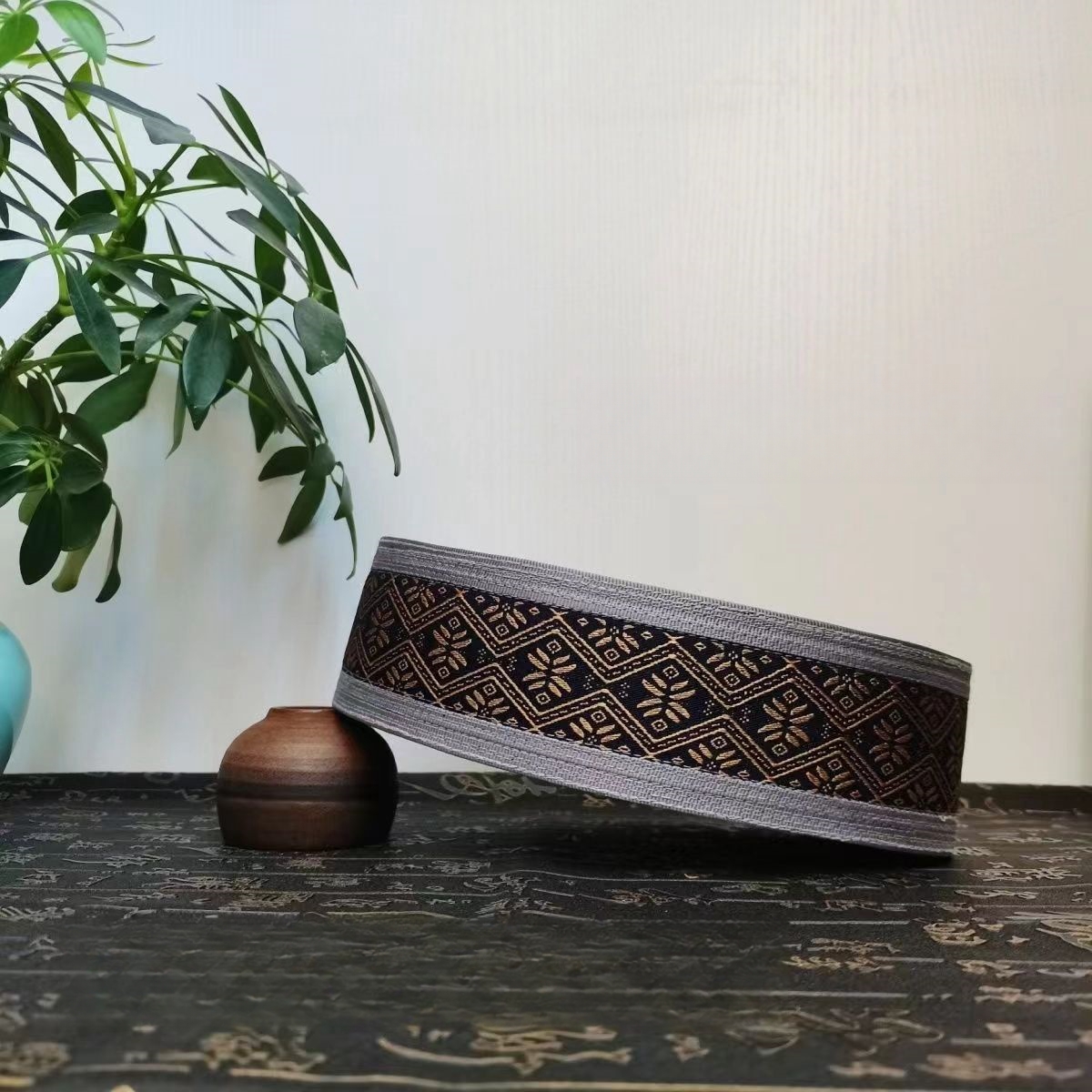 男性用イスラム教徒のキャップ,パターン化されたサービス用の帽子,イスラムのippa,赤いパーティーのトップ,イスラム教徒の服,税金,送料無料,03240