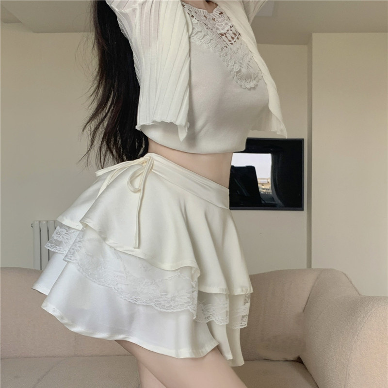Mini jupes blanches en dentelle pour femmes, robe de bal douce, Sexy, Style français, froncée, taille haute, superposée, romantique, été