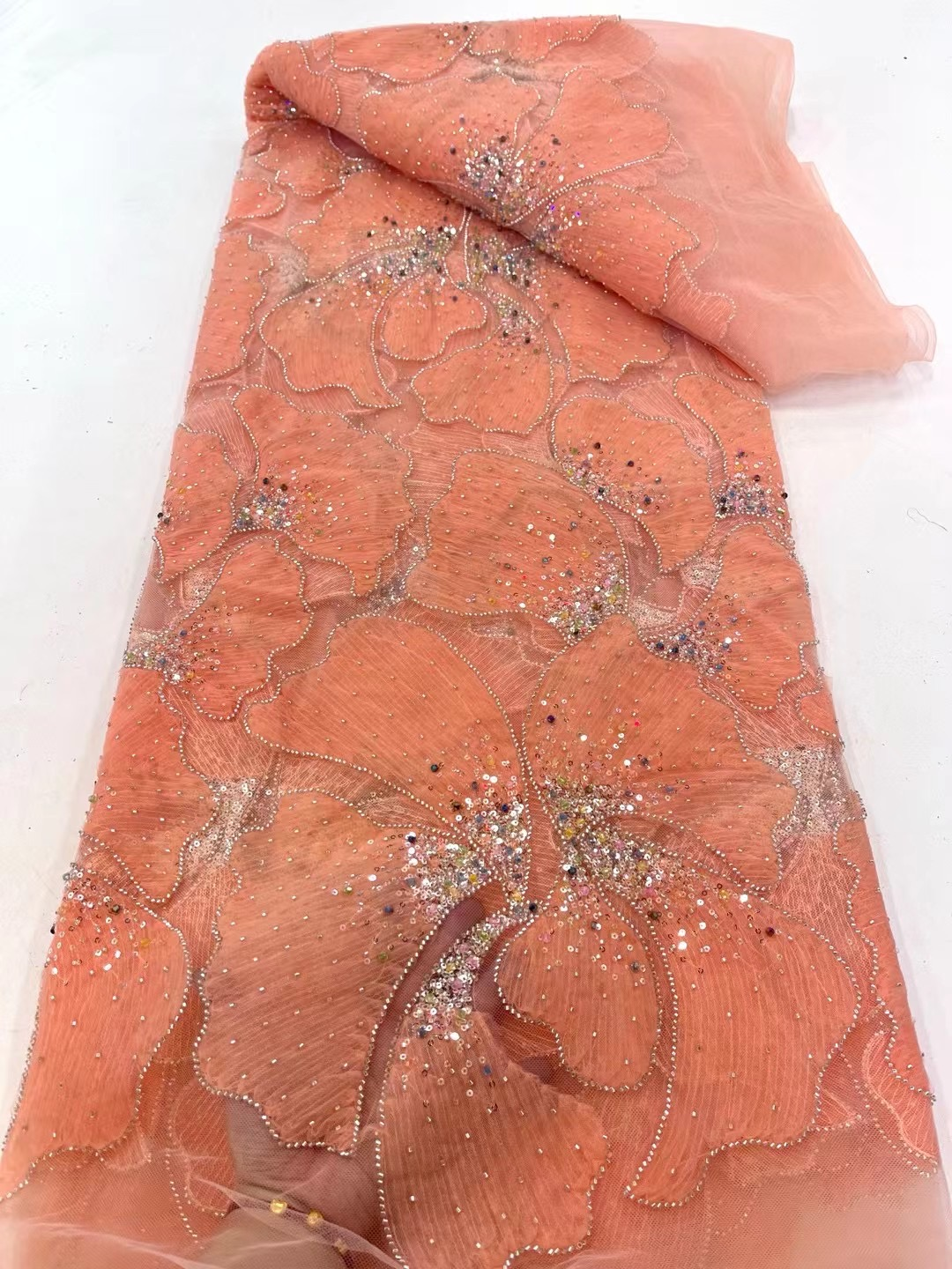 Hot Koop Prachtig Ontwerp Nigeria Handgemaakte Borduren Pailletten Netto Kant Met Kraal Top Kwaliteit Voor Feestavondjurk 2025