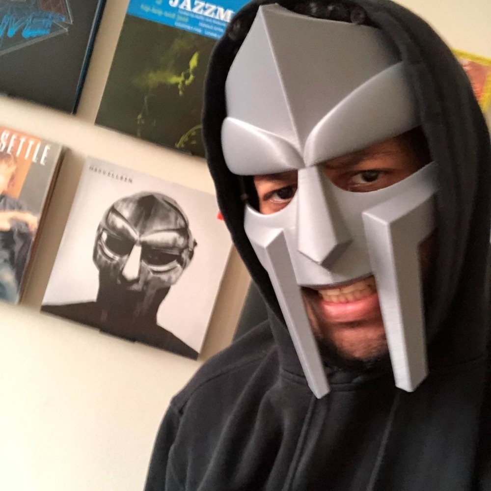 MF DOOM Spartan Маска Ретро Хип-Хоп Металлическое Лицо Панк Рок Звезда Маска Маскарадная Вечеринка Косплей Костюм Реквизит DJ Сценическая Маска для Мужчин