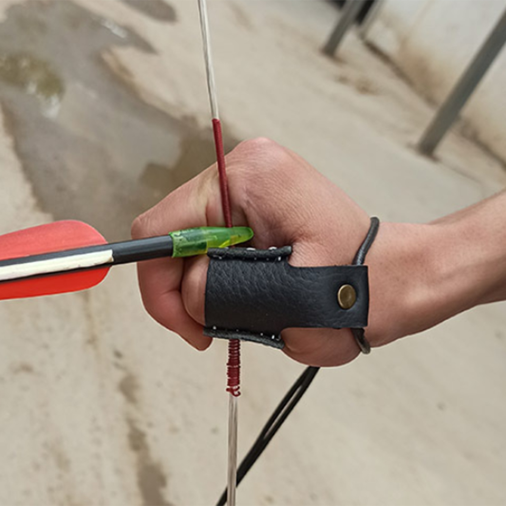 Anel de polegar para tiro com arco, guarda de dedo para caça, alvo recurvo, pele de vaca, protetor de couro macio, luva rica
