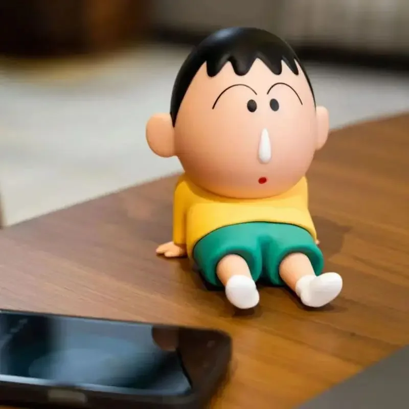 Figurki MINISO Crayon Shin-chan Ozdoby do butów Klamry do Crocsów Sandałów Dekoracje obuwia Shin-chan Prezenty Dekoracje na biurko