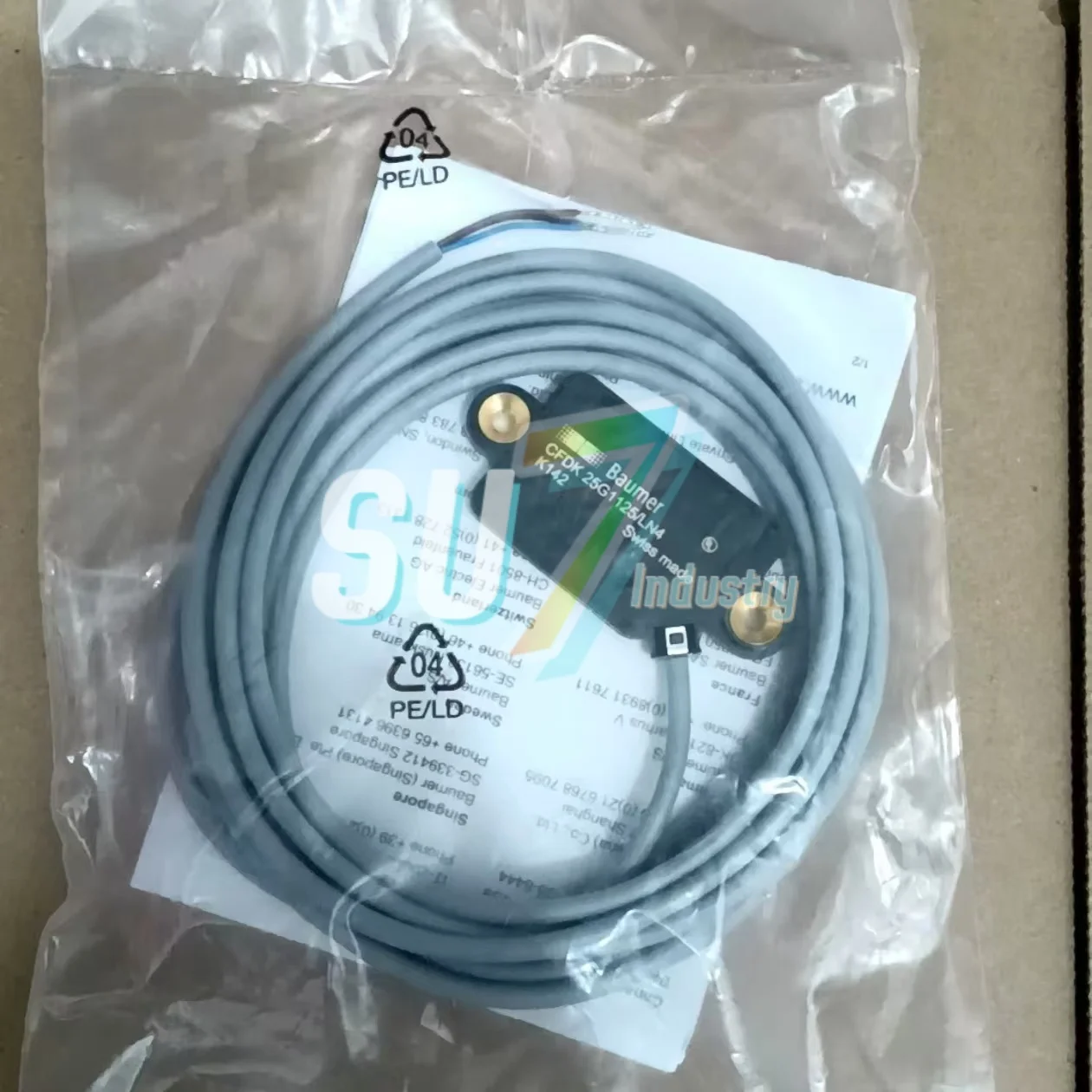 CFDK-25G1125-LN4 емкостный датчик новый в наличии