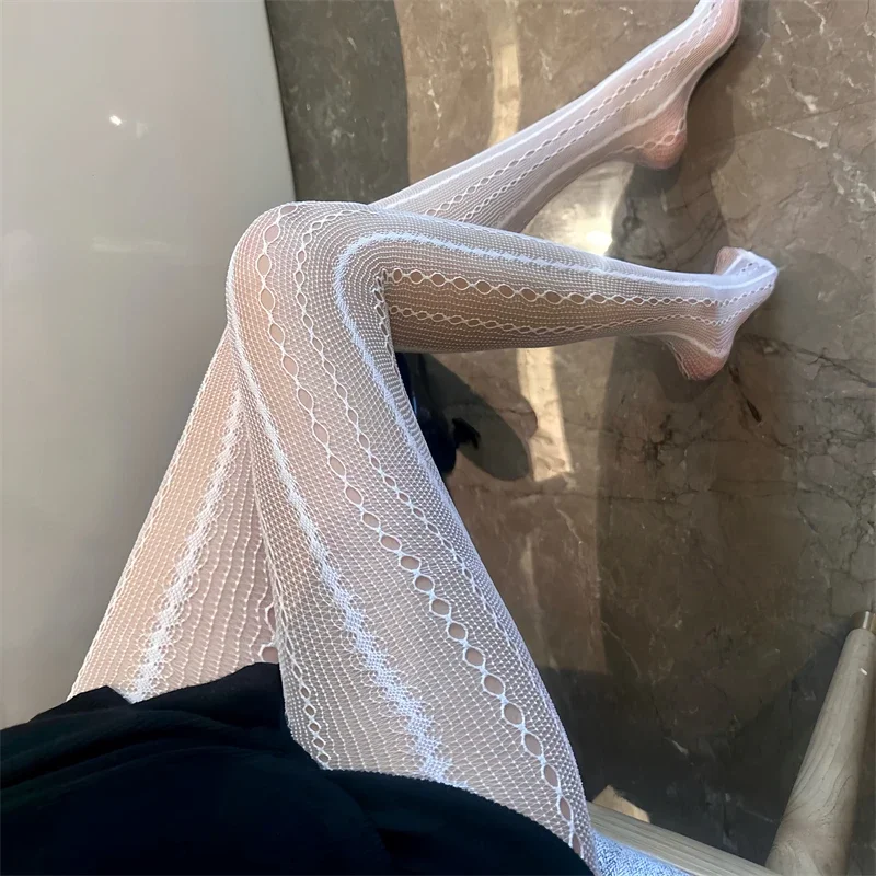 Medias ahuecadas con cadena para mujer, pantimedias de rejilla de encaje transpirables de malla de estilo Retro americano de Jacquard transparente, color negro