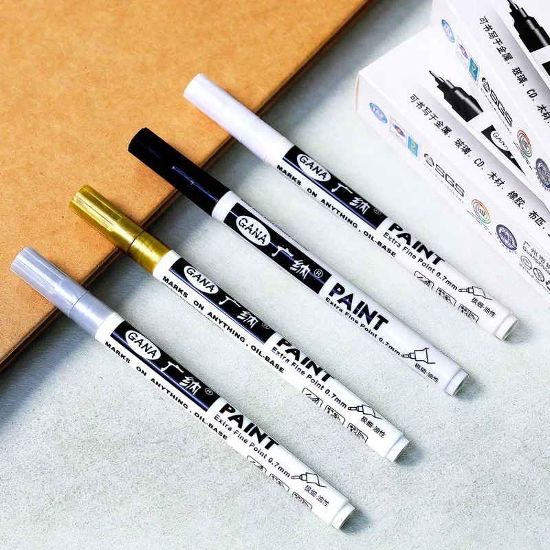 4Pcs/set Oil Based White Black Permanent Paint Markers Pens 0.7mm Extra Fine Waterproof, for Rock Painting, Wood, Metal, Canvas