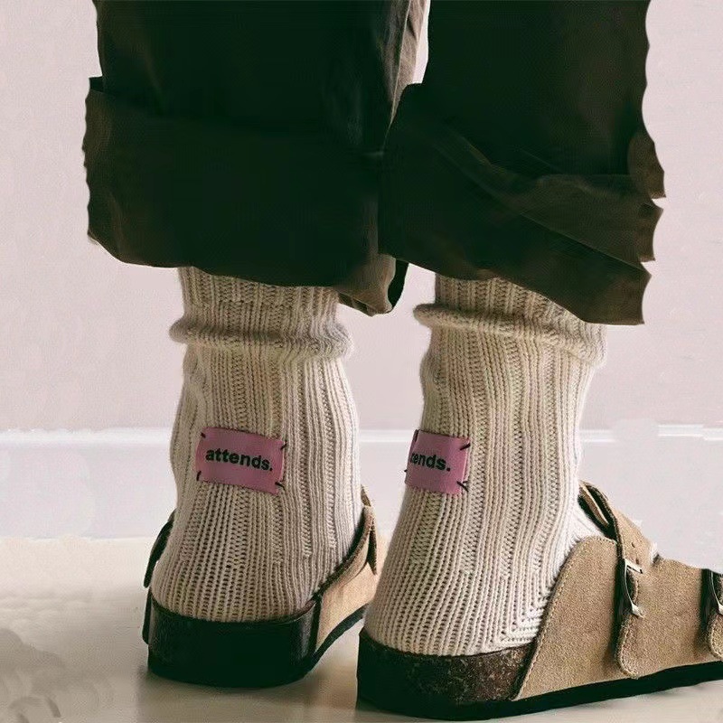 Koreanische Nadel Dicken Faden Gestrickte Mittelrohr Socken Baumwolle Japanische Einfache Rosa Label Männer Frauen Paare Sport Gestapelt Socken