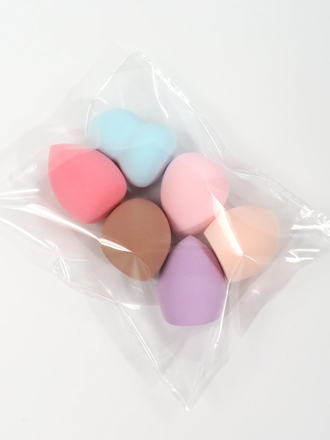 Spugna di bellezza di medie dimensioni 6/12/24/36/60 pezzi, colore e forma casuali, spugna di bellezza per miscelazione fondotinta, liquido, crema e polvere