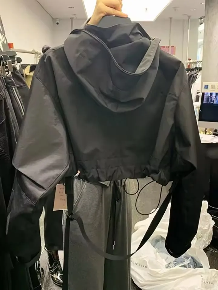 Moda curta jaqueta com capuz 2025 nova primavera preto solto casacos de motocicleta feminino rua windbreak curto casaco básico