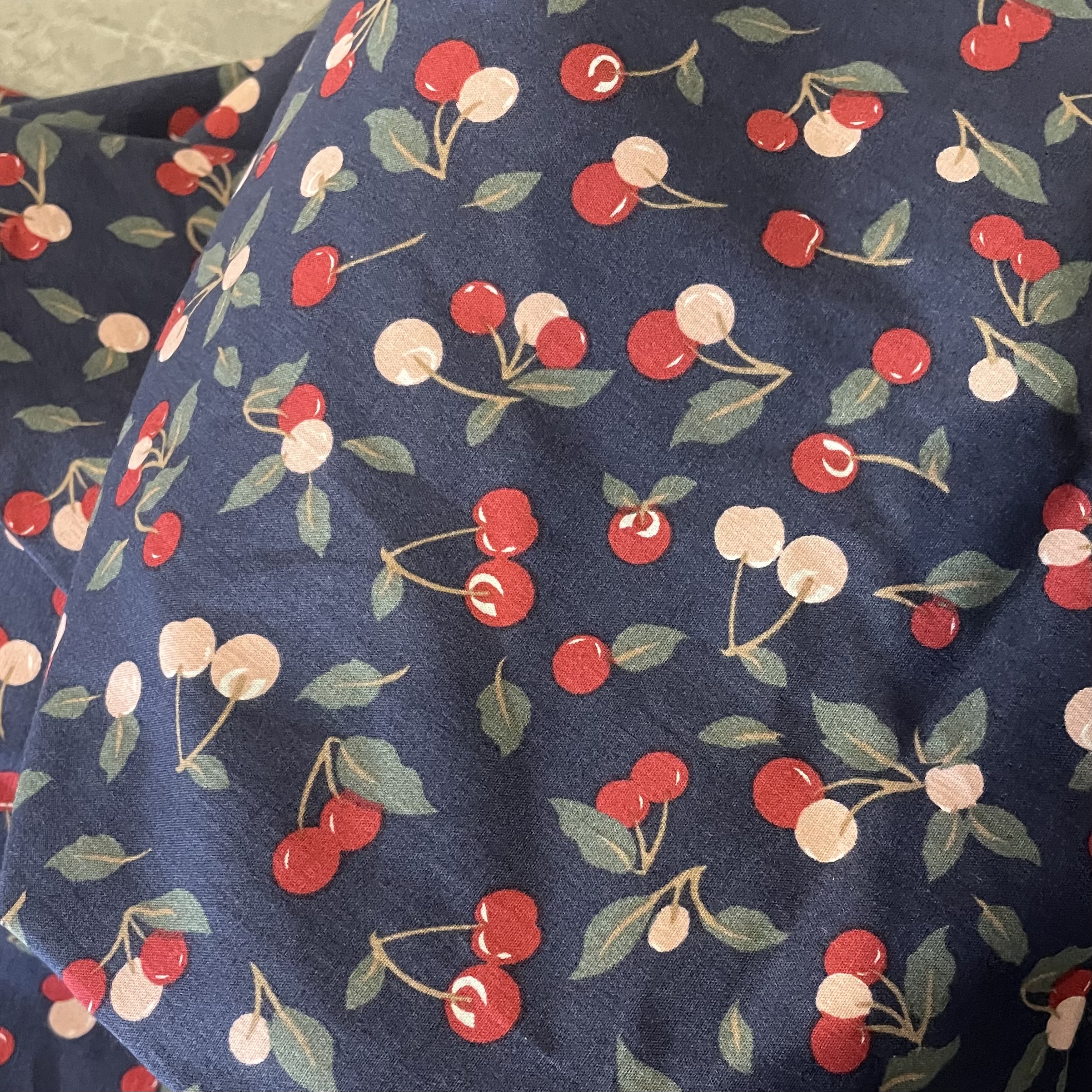 Pequena cereja floral 100% algodão popeline 40s design original tecido impressão digital para costurar vestidos de pano saia crianças designer