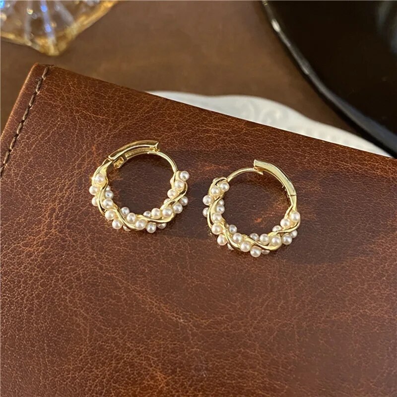 French Imitation Pearl Circel Earring Small Round Hoop Earrings For Women New Design Texture Earrings Jewelry Elegant Gift