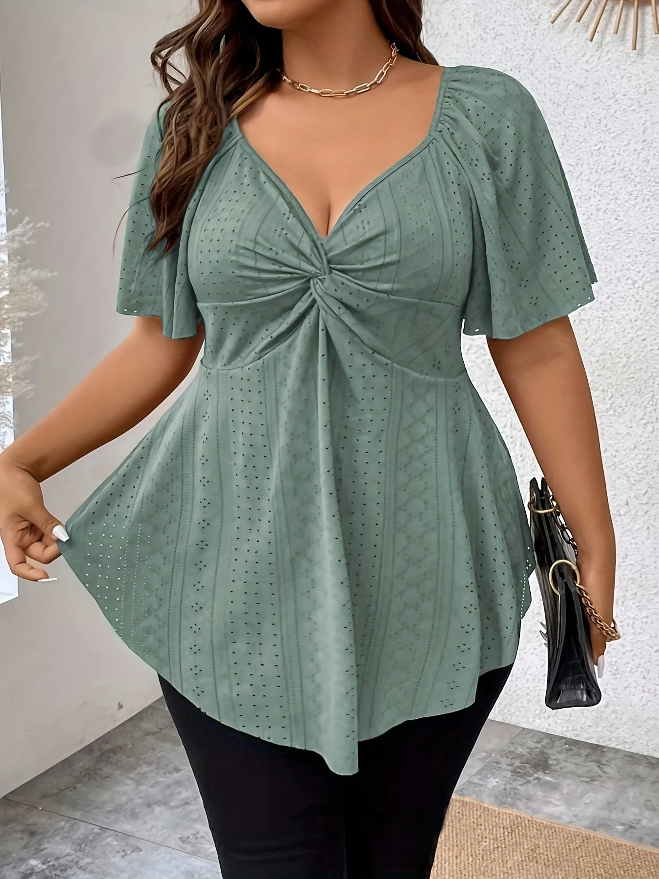 Plus Size Elegant Zomer T-shirt voor Vrouwen Casual Office Lady Solid Curve Kleding Losse V-hals Tops