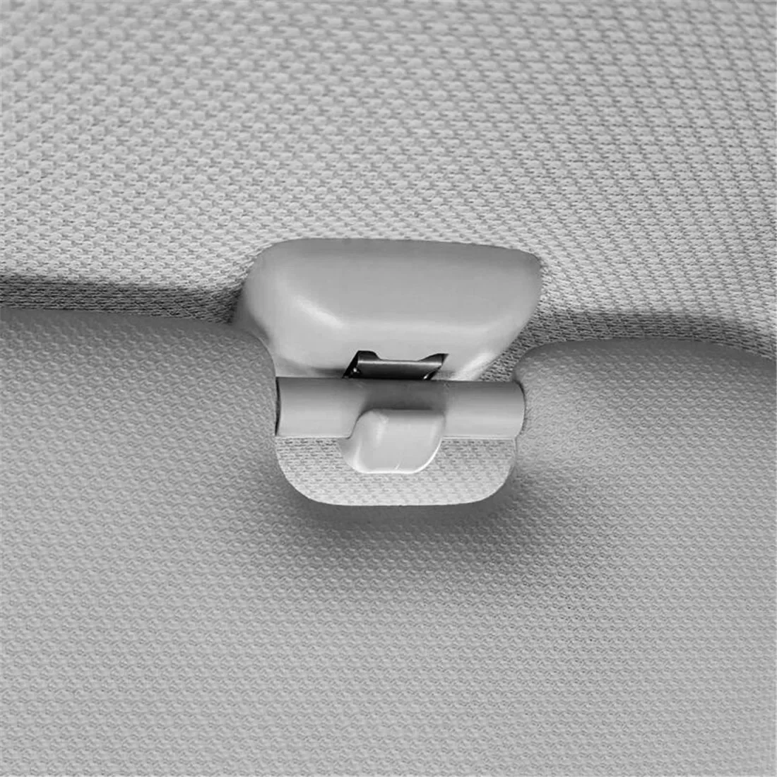 2 ชิ้นรถ Sun Visor คลิปสีเทาภายในตะขอแขวนคลิปยึดสําหรับ Audi A1 A3 S3 A4 S4 Allroad A5 S5 q3 Q5 8U 0857562 สีเทา