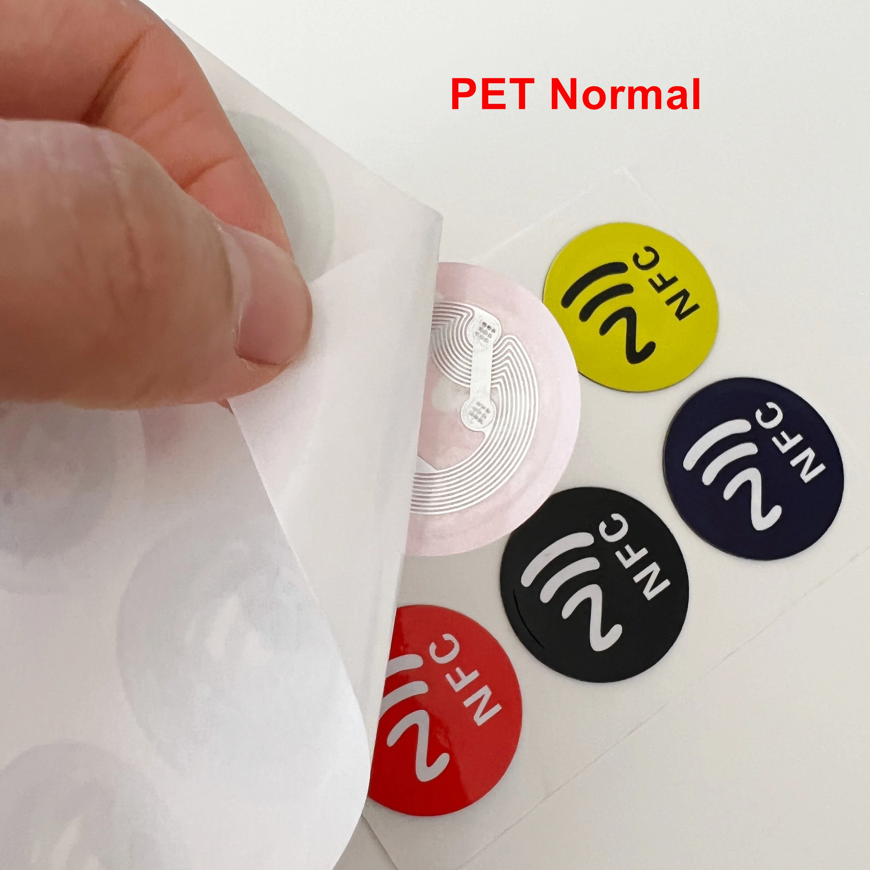 NFC N213 Anti-โลหะ RFID กาว 30 มม.ป้ายสติกเกอร์เขียนได้สําหรับ iPhone Android โทรศัพท์ที่ใช้ NFC ทั้งหมด