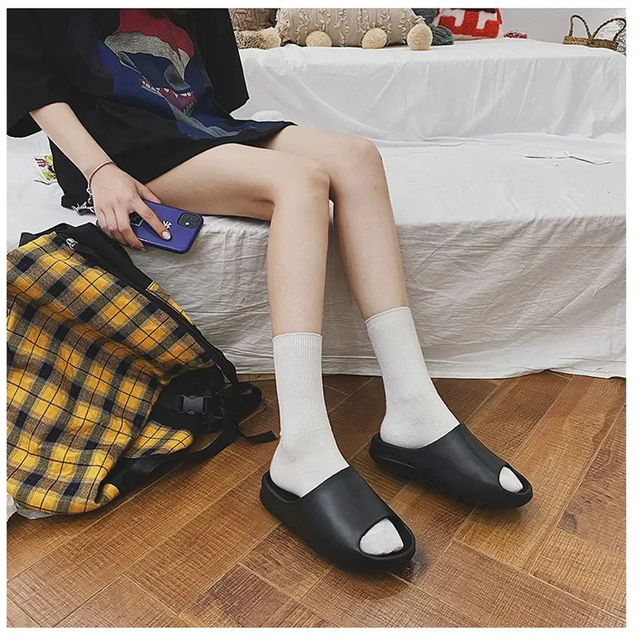 Men's Outdoor Non-Slip Soft-Soled Beach Slippers Eva Women's Lightweight Indoor Slippers